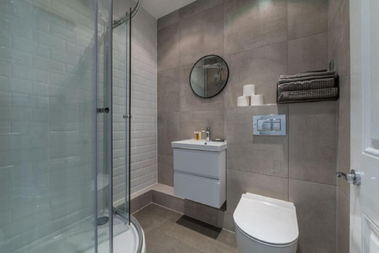One Bedroom - Tower Bridge - London City By Prime London Stays M-10 Bagian luar foto